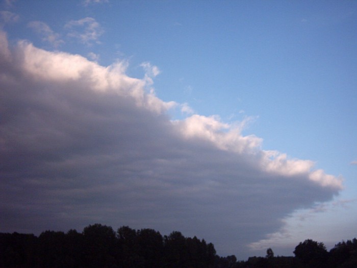 Pictures of low level clouds